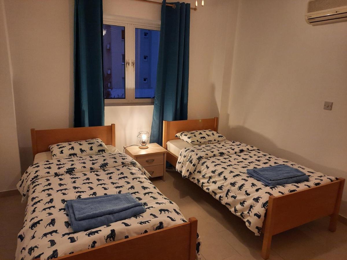 Large Apt 2 Bedrooms Sea View & 2 Balconies Larnaka Exterior foto
